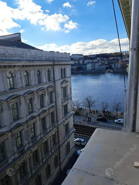 Kiadó albérlet 380000 Ft/hó áron: Budapest, V. kerület  Akadémia utca. Mérete: 58 nm, 2 szobás | Alberlet.hu - 6606544