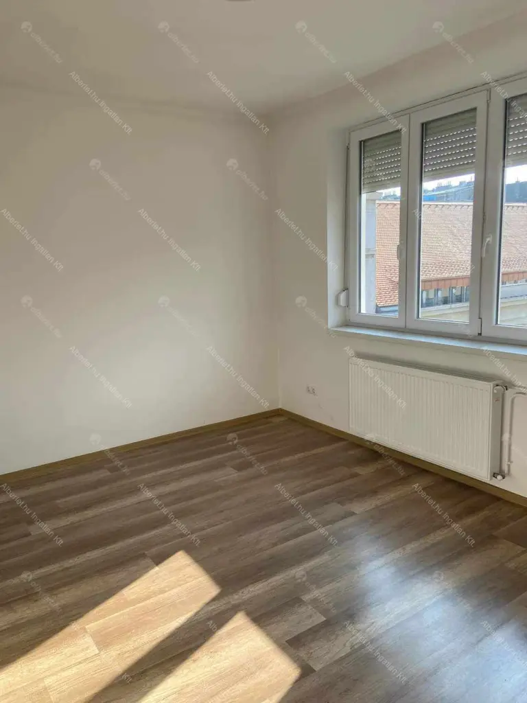 Kiadó albérlet 320000 Ft/hó áron: Budapest, V. kerület  Alkotmány utca. Mérete: 60 nm, 3 szobás | Alberlet.hu - 6678225