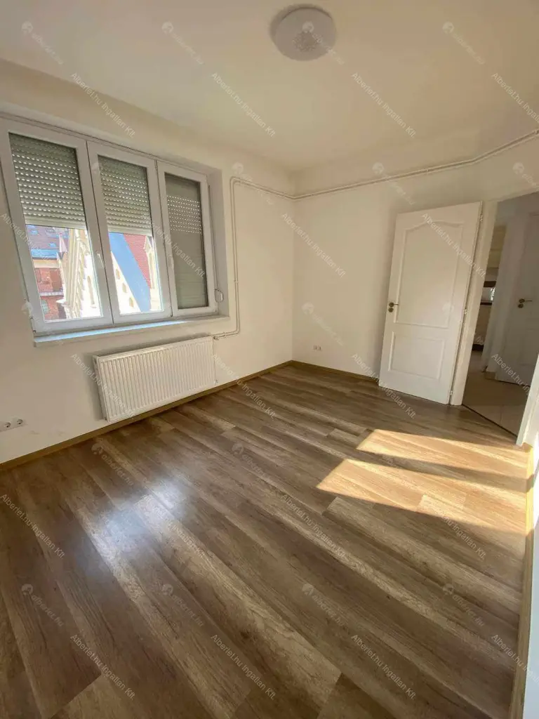 Kiadó albérlet 320000 Ft/hó áron: Budapest, V. kerület  Alkotmány utca. Mérete: 60 nm, 3 szobás | Alberlet.hu - 6678230