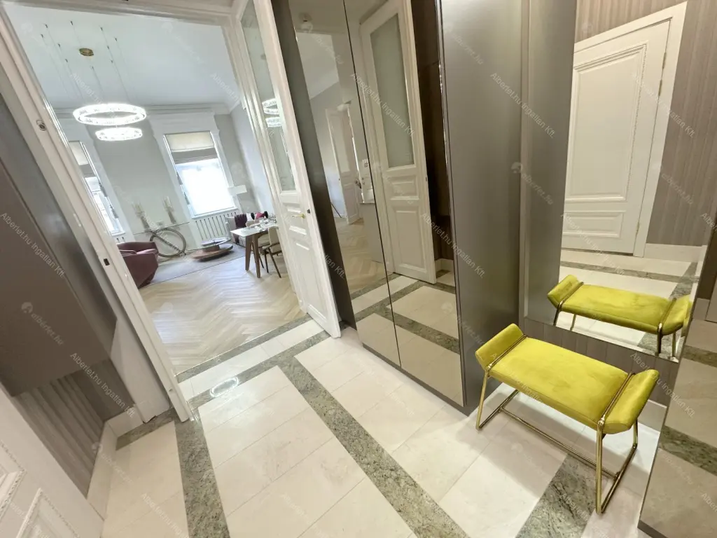 Kiadó albérlet 1247000 Ft/hó áron: Budapest, V. kerület  Alkotmány utca. Mérete: 80 nm, 3 szobás | Alberlet.hu - 6682555