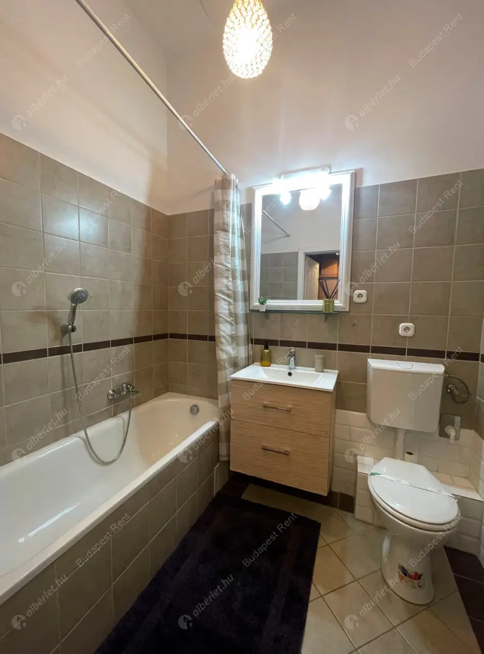 Kiadó albérlet 650000 Ft/hó áron: Budapest, V. kerület  Arany János utca. Mérete: 110 nm, 3 szobás | Alberlet.hu - 6290877