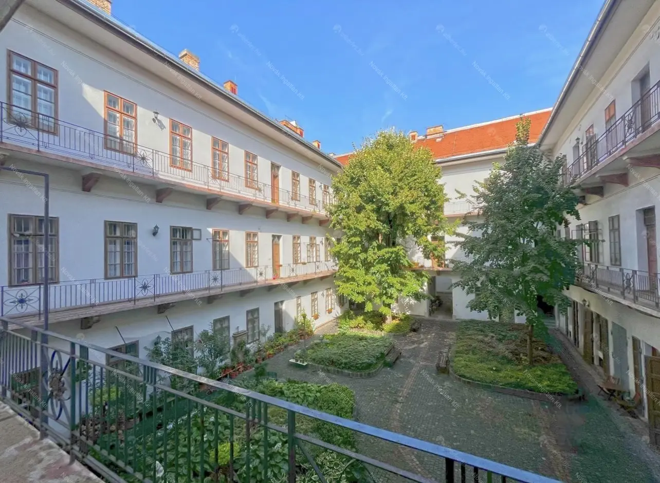 Kiadó albérlet 350000 Ft/hó áron: Budapest, V. kerület  Arany János utca. Mérete: 45 nm, 1 szobás | Alberlet.hu - 6670563