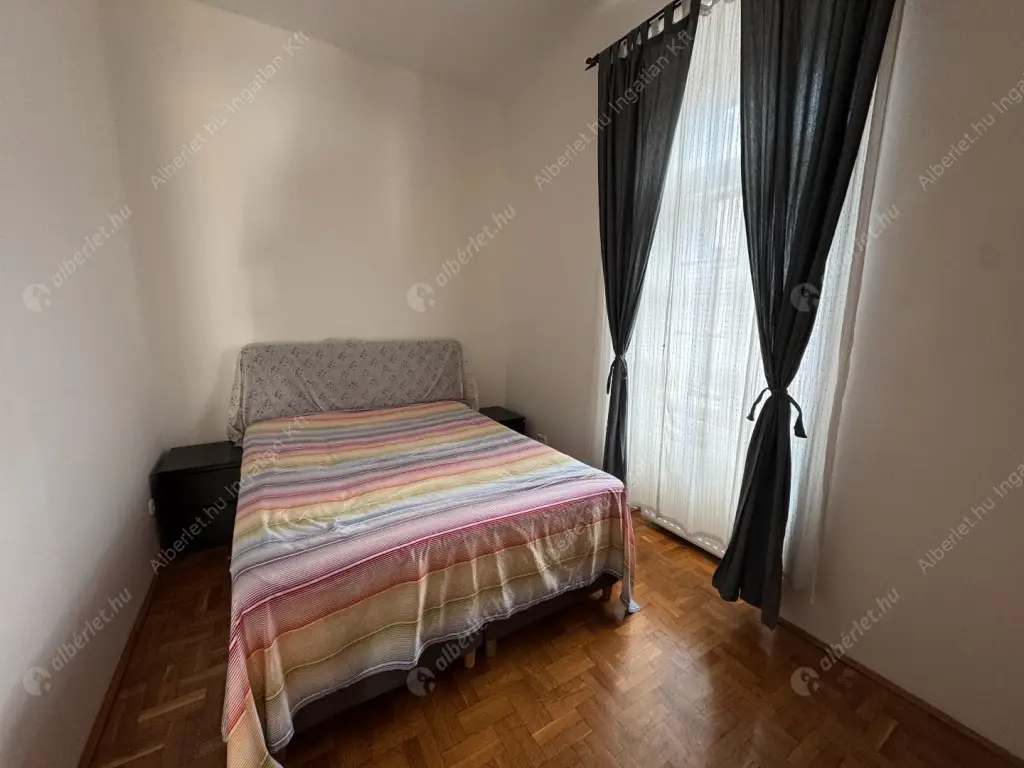 Kiadó albérlet 343000 Ft/hó áron: Budapest, V. kerület  Arany János utca. Mérete: 66 nm, 3 szobás | Alberlet.hu - 6561012