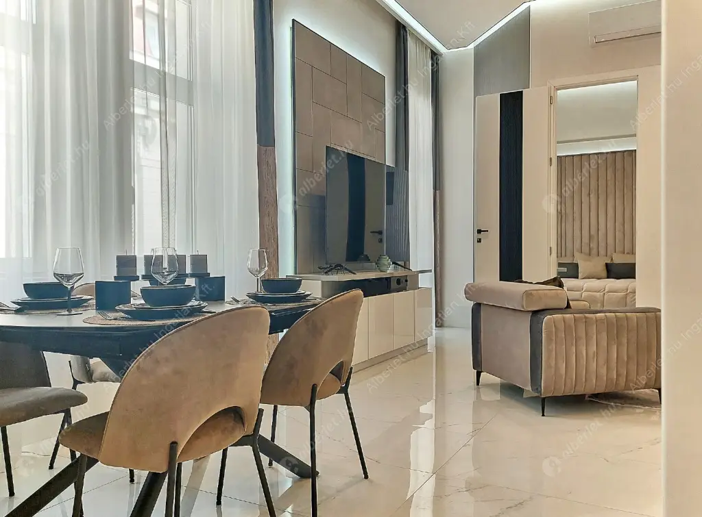 Kiadó albérlet 1362000 Ft/hó áron: Budapest, V. kerület  Aranykéz utca. Mérete: 121 nm, 4 szobás | Alberlet.hu - 6637586