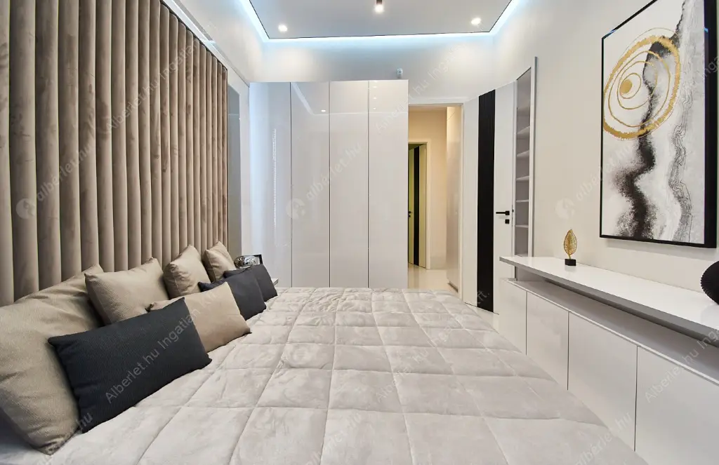 Kiadó albérlet 1362000 Ft/hó áron: Budapest, V. kerület  Aranykéz utca. Mérete: 121 nm, 4 szobás | Alberlet.hu - 6637601