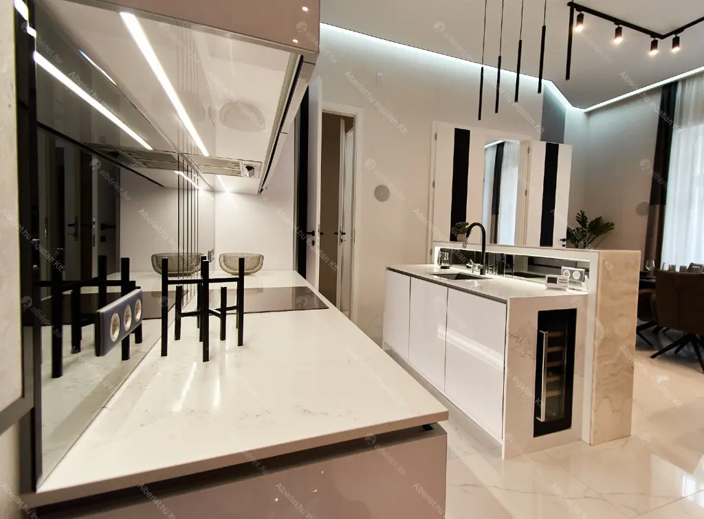 Kiadó albérlet 1270000 Ft/hó áron: Budapest, V. kerület  Aranykéz utca. Mérete: 121 nm, 4 szobás | Alberlet.hu - 6662988