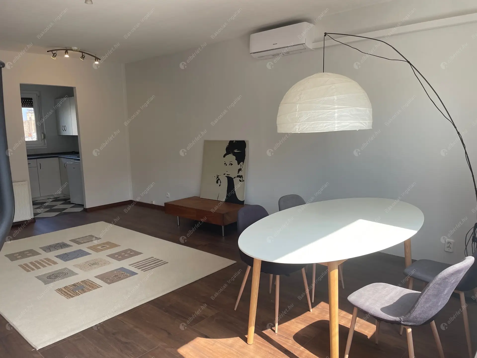 Kiadó albérlet 345000 Ft/hó áron: Budapest, V. kerület  Aranykéz utca. Mérete: 62 nm, 2 szobás | Alberlet.hu - 6017812