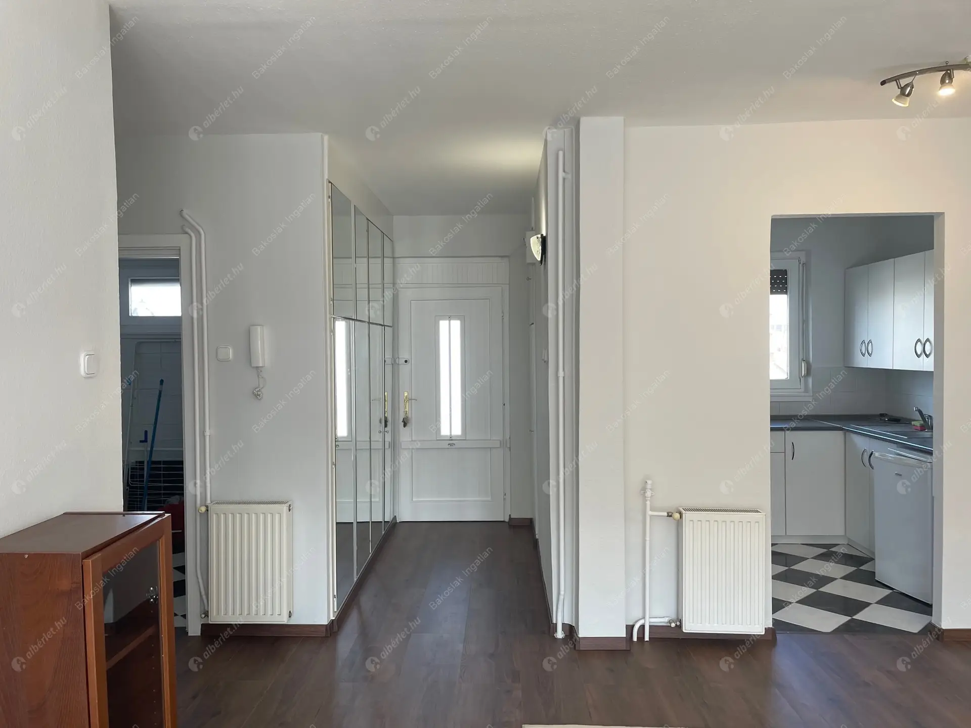 Kiadó albérlet 345000 Ft/hó áron: Budapest, V. kerület  Aranykéz utca. Mérete: 62 nm, 2 szobás | Alberlet.hu - 6017813