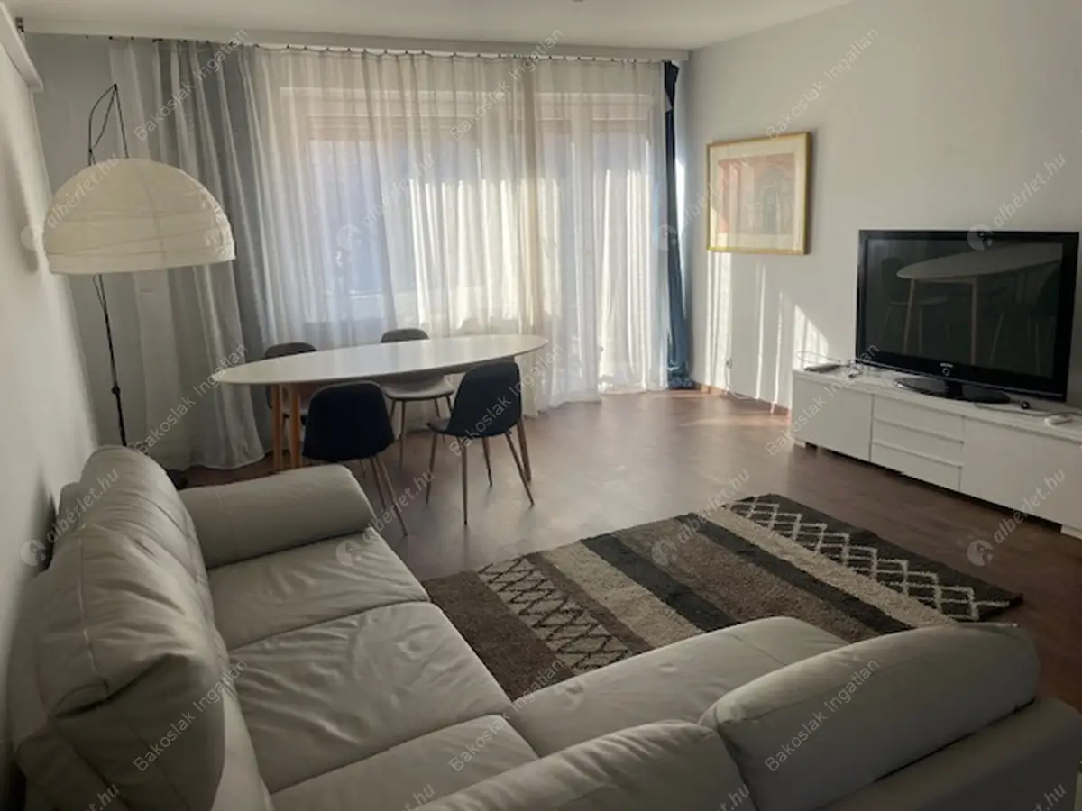 Kiadó albérlet 344000 Ft/hó áron: Budapest, V. kerület  Aranykéz utca. Mérete: 62 nm, 2 szobás | Alberlet.hu - 6635244