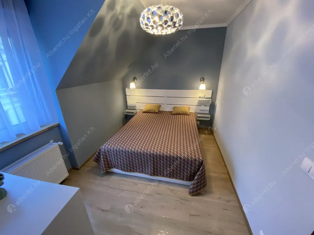 Kiadó albérlet 650000 Ft/hó áron: Budapest, V. kerület  Aranykéz utca. Mérete: 94 nm, 3 szobás | Alberlet.hu - 6590690