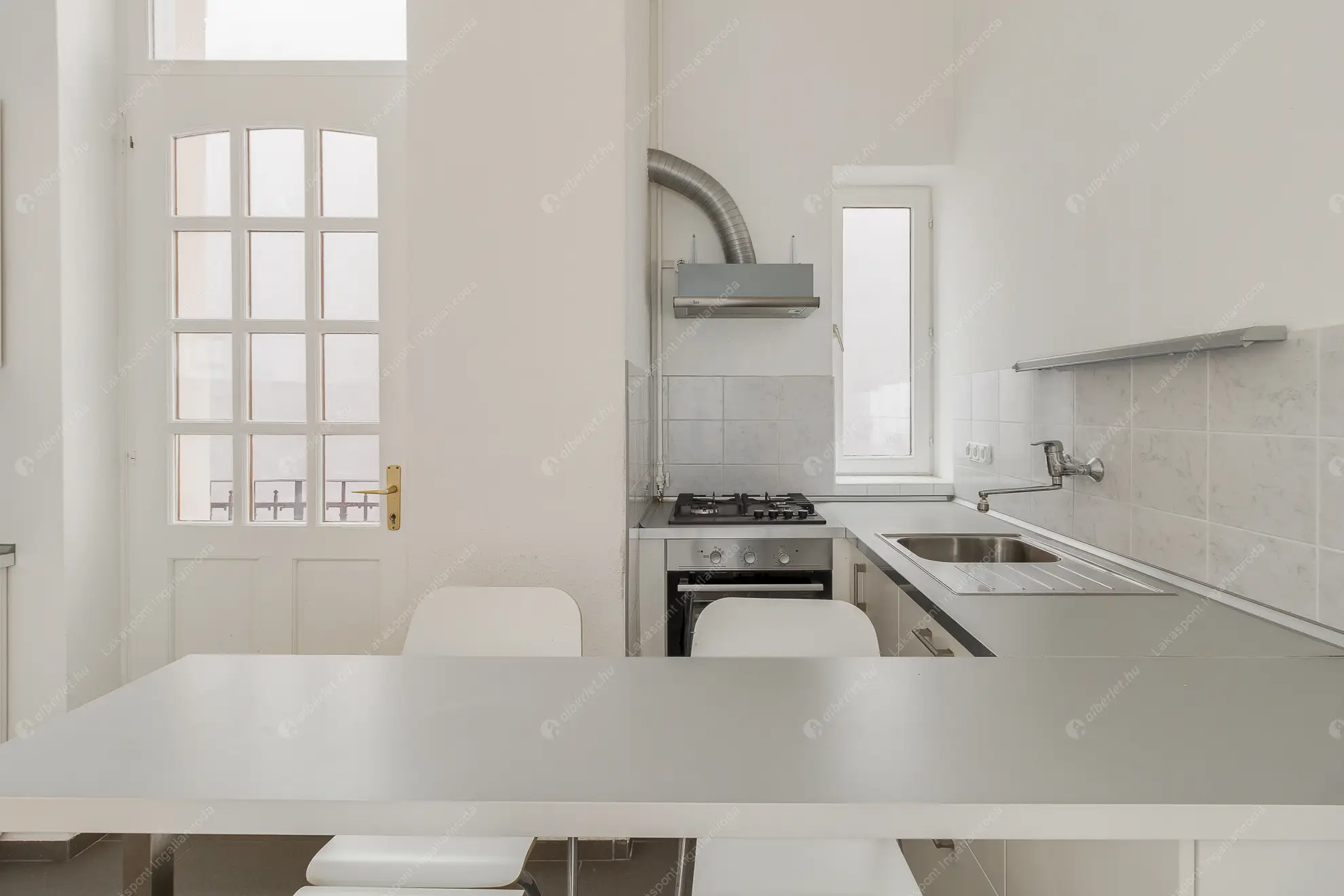 Kiadó albérlet 372000 Ft/hó áron: Budapest, V. kerület  Aulich utca. Mérete: 79 nm, 3 szobás | Alberlet.hu - 6607917