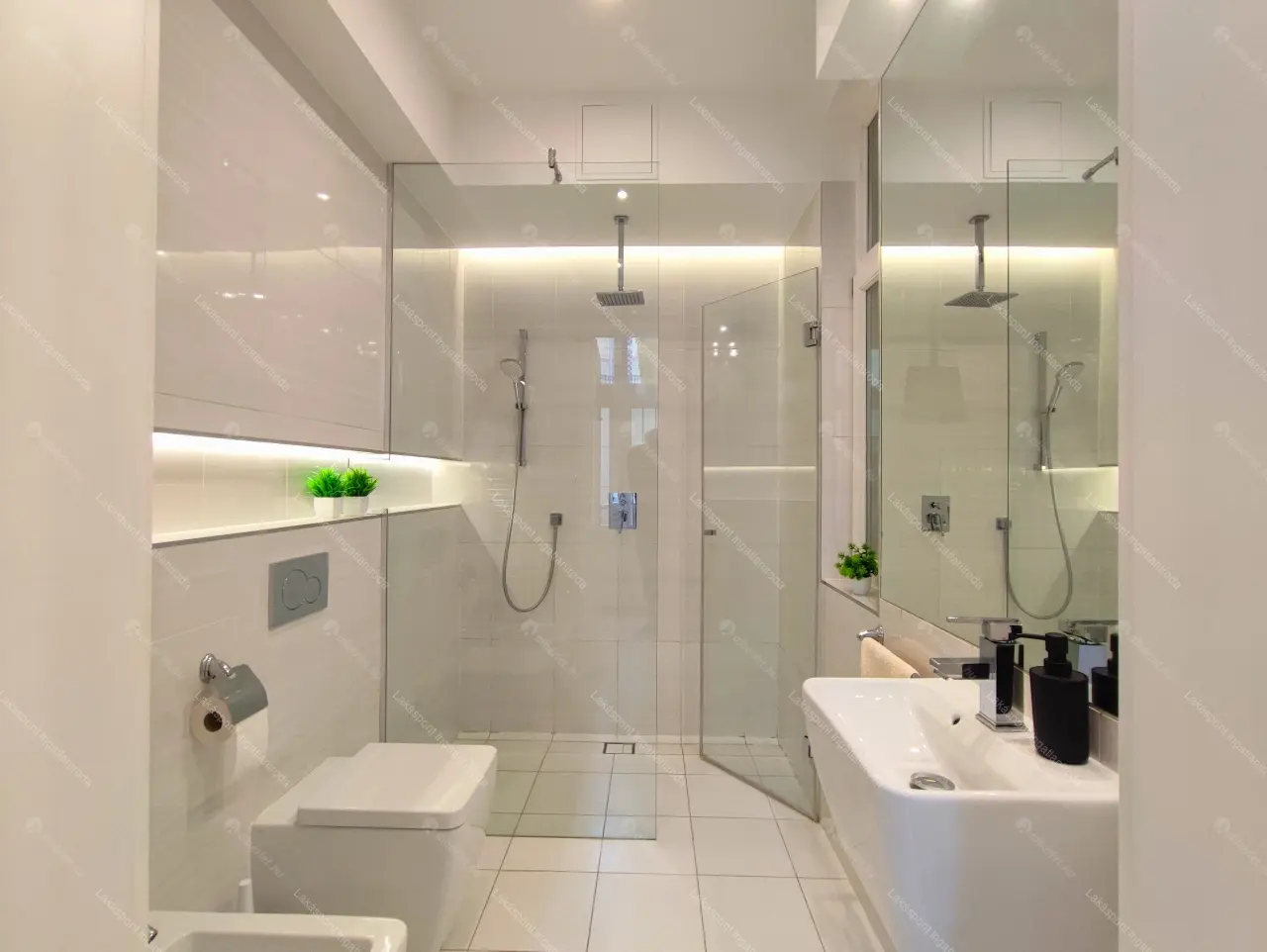 Kiadó albérlet 767000 Ft/hó áron: Budapest, V. kerület  Aulich utca. Mérete: 80 nm, 2 szobás | Alberlet.hu - 6665701