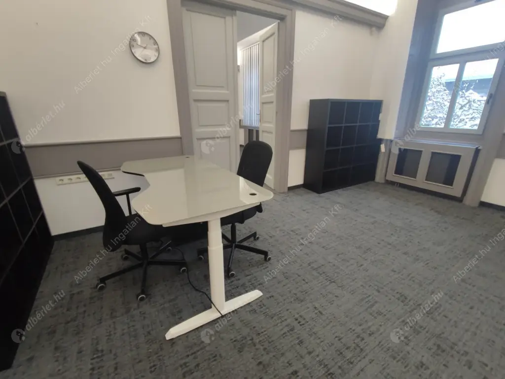 Kiadó albérlet 718000 Ft/hó áron: Budapest, V. kerület  Bajcsy-Zsilinszky út. Mérete: 113 nm, 3 szobás | Alberlet.hu - 6613198