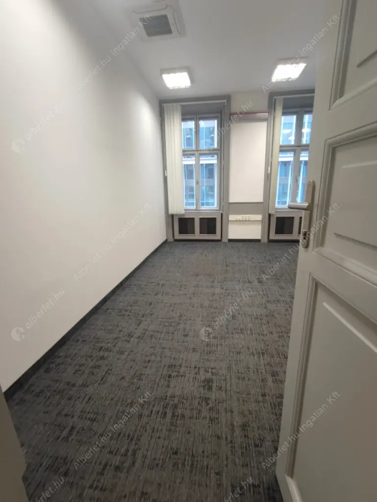 Kiadó albérlet 1355000 Ft/hó áron: Budapest, V. kerület  Bajcsy-Zsilinszky út. Mérete: 260 nm, 5 szobás | Alberlet.hu - 6613134