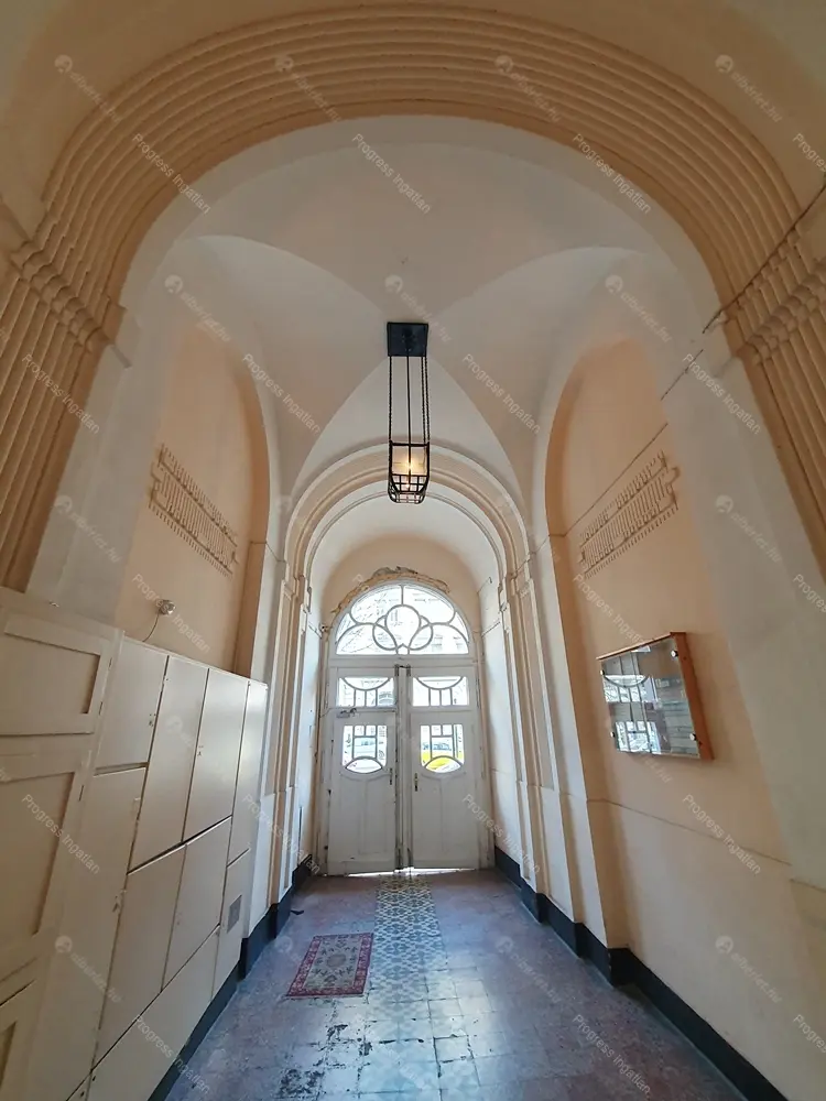 Kiadó albérlet 210000 Ft/hó áron: Budapest, V. kerület  Bajcsy-Zsilinszky út. Mérete: 34 nm, 1 szobás | Alberlet.hu - 6680154