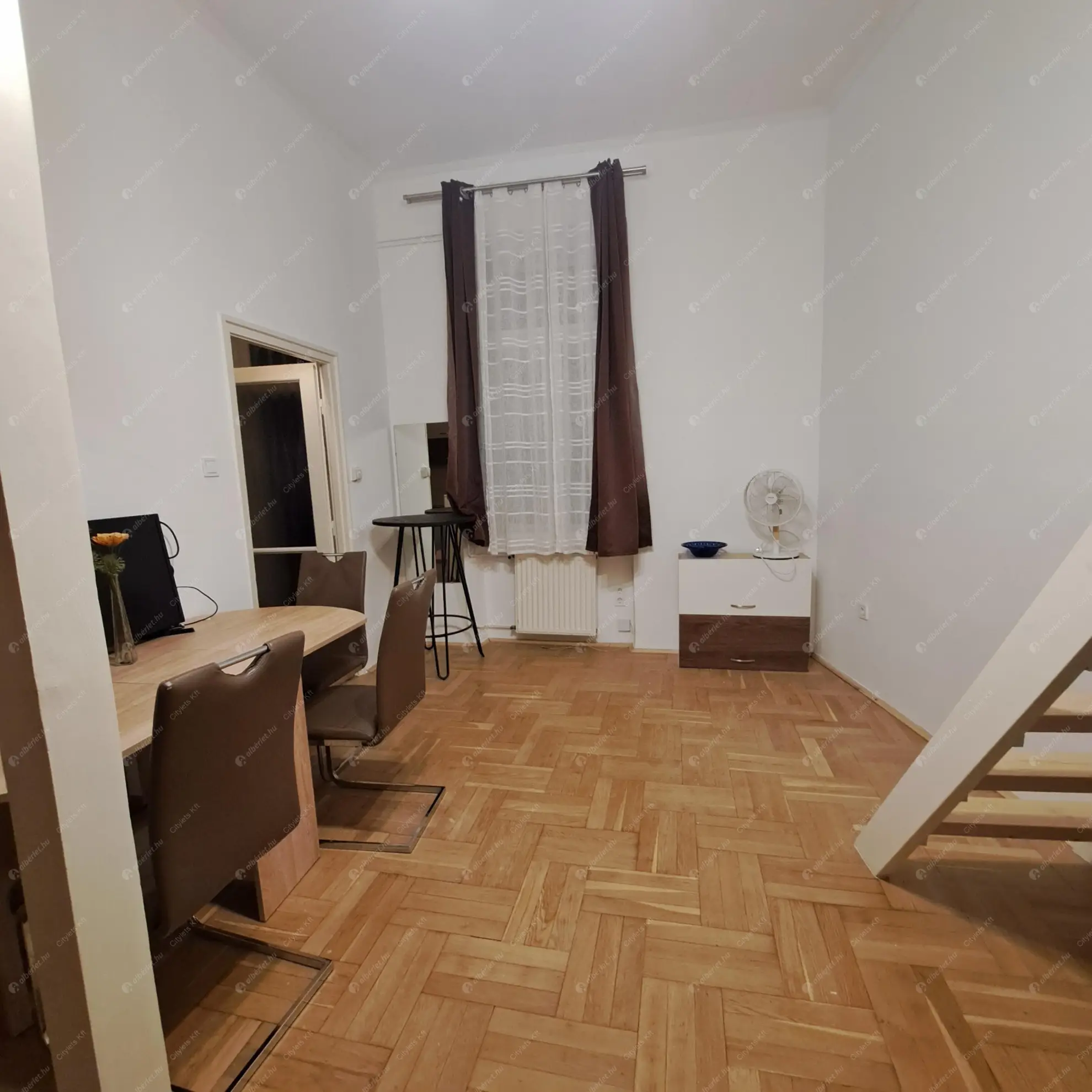 Kiadó albérlet 240000 Ft/hó áron: Budapest, V. kerület  Bajcsy-Zsilinszky út. Mérete: 44 nm, 1 szobás | Alberlet.hu - 6576734