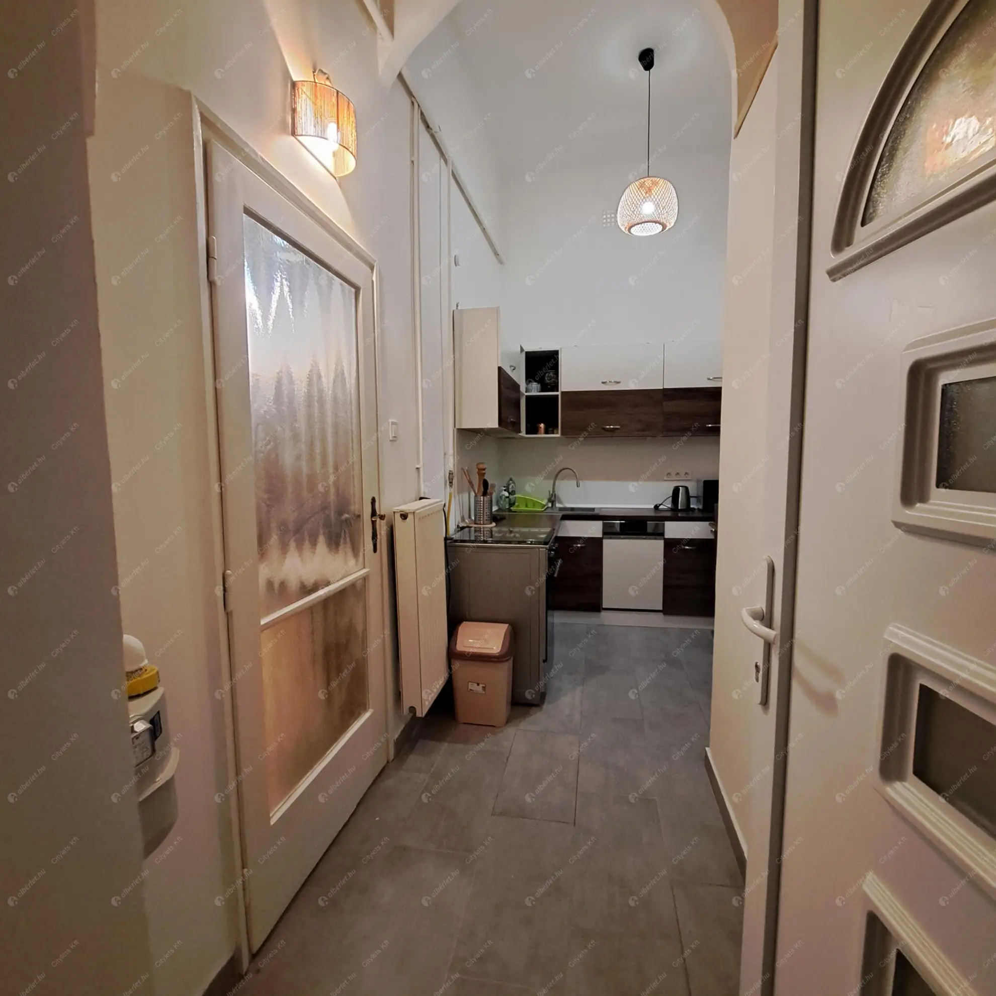 Kiadó albérlet 240000 Ft/hó áron: Budapest, V. kerület  Bajcsy-Zsilinszky út. Mérete: 44 nm, 1 szobás | Alberlet.hu - 6576739