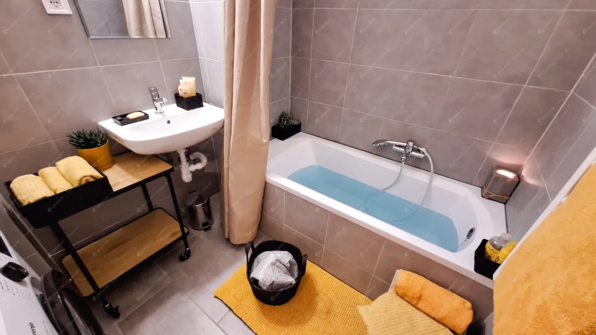 Kiadó albérlet 230000 Ft/hó áron: Budapest, V. kerület  Bajcsy-Zsilinszky út. Mérete: 44 nm, 1 szobás | Alberlet.hu - 6608137