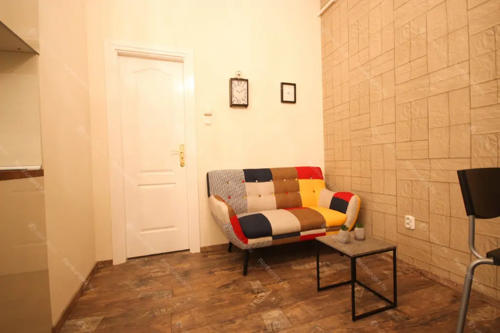 Kiadó albérlet 265000 Ft/hó áron: Budapest, V. kerület  Balassi Bálint utca. Mérete: 35 nm, 1 szobás | Alberlet.hu - 6703896