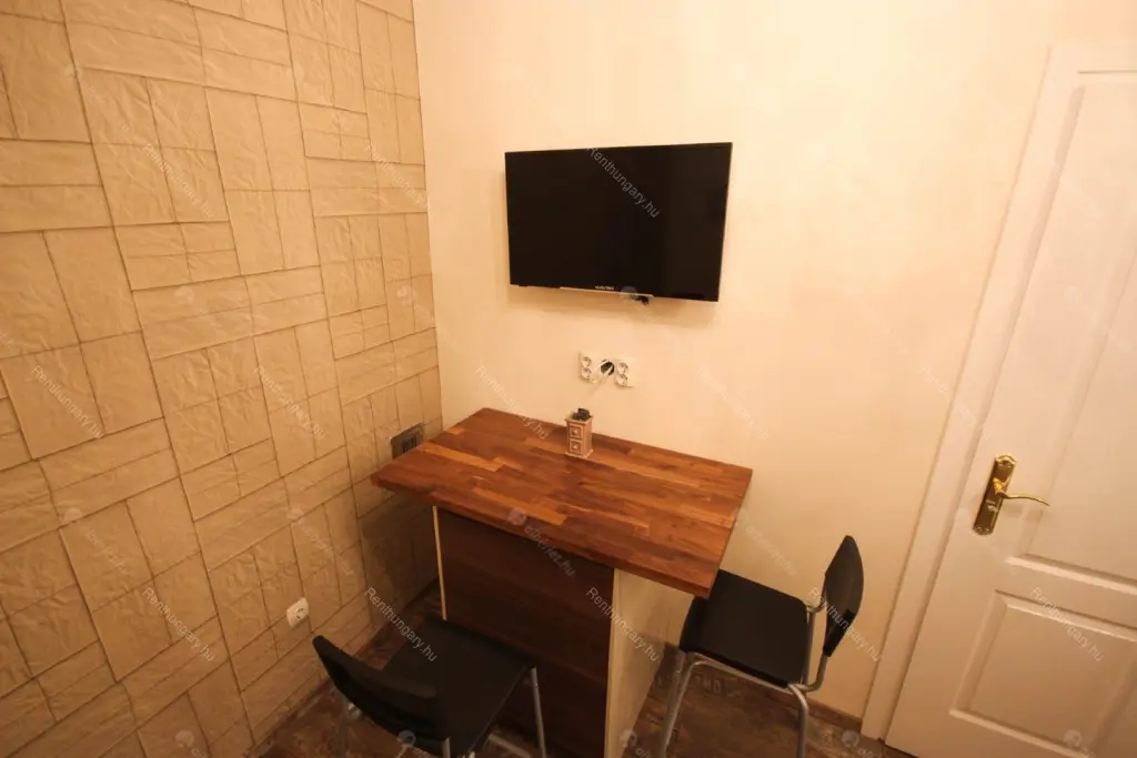 Kiadó albérlet 265000 Ft/hó áron: Budapest, V. kerület  Balassi Bálint utca. Mérete: 35 nm, 1 szobás | Alberlet.hu - 6703898