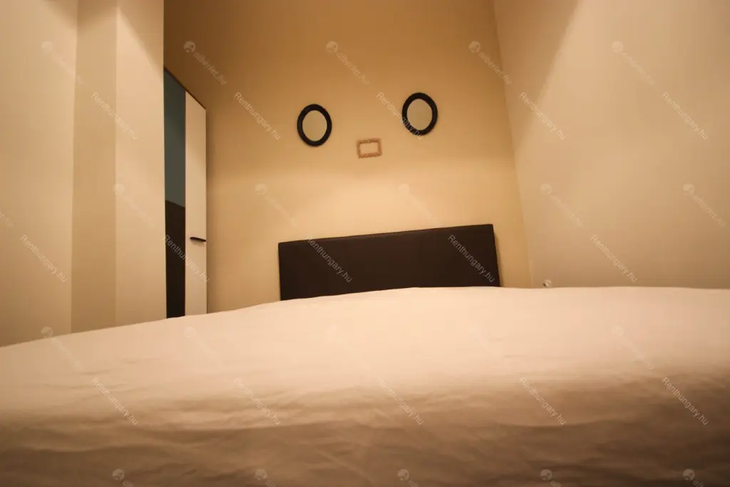 Kiadó albérlet 265000 Ft/hó áron: Budapest, V. kerület  Balassi Bálint utca. Mérete: 35 nm, 1 szobás | Alberlet.hu - 6703902