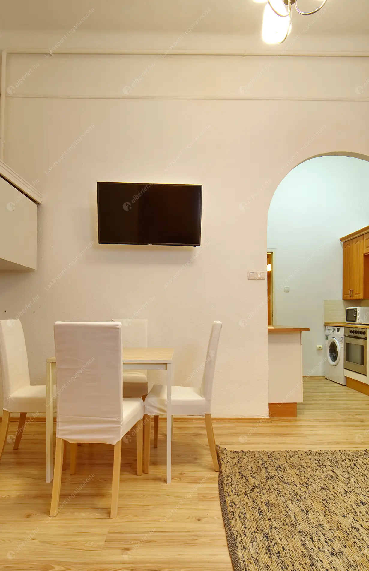 Kiadó albérlet 248000 Ft/hó áron: Budapest, V. kerület  Balassi Bálint utca. Mérete: 42 nm, 2 szobás | Alberlet.hu - 6638021