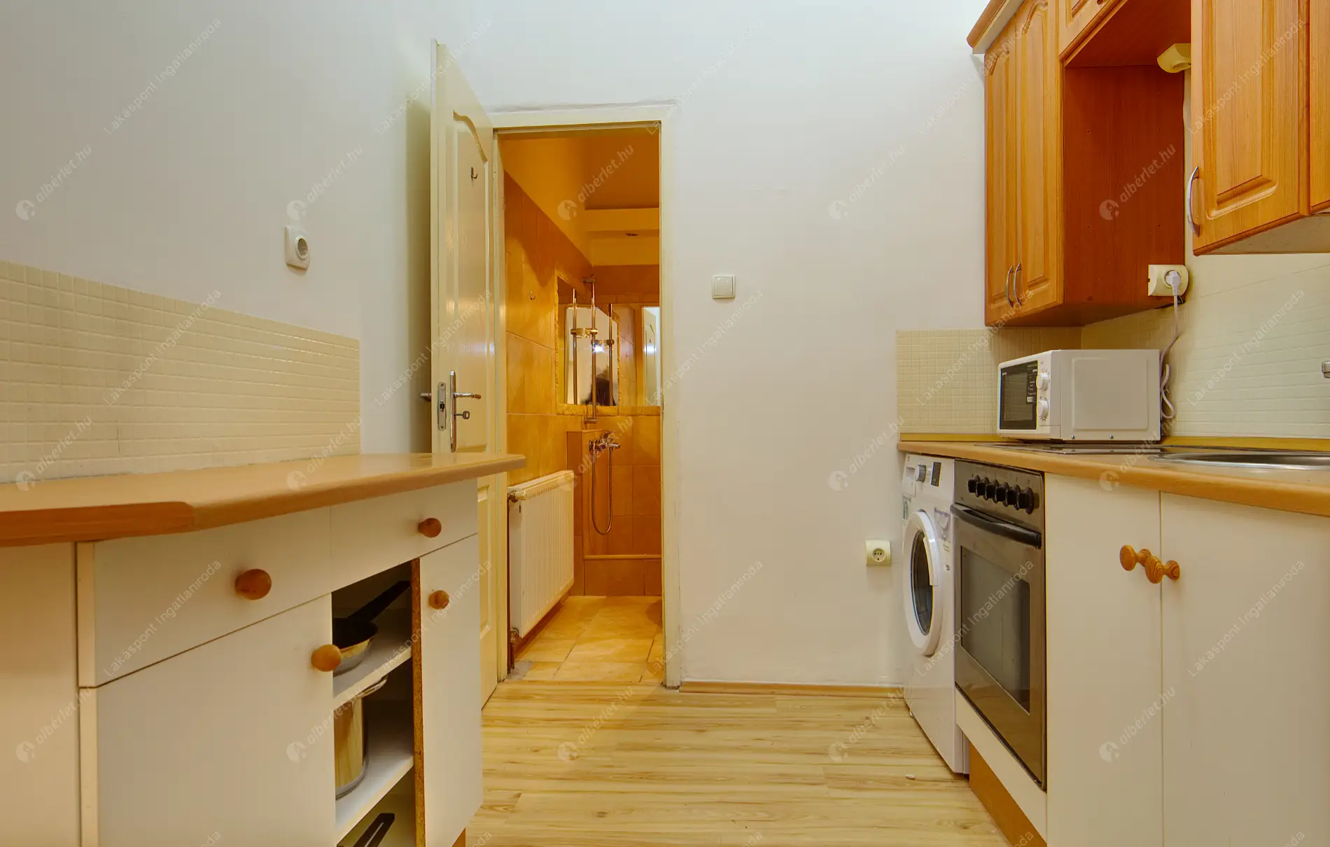 Kiadó albérlet 248000 Ft/hó áron: Budapest, V. kerület  Balassi Bálint utca. Mérete: 42 nm, 2 szobás | Alberlet.hu - 6638025