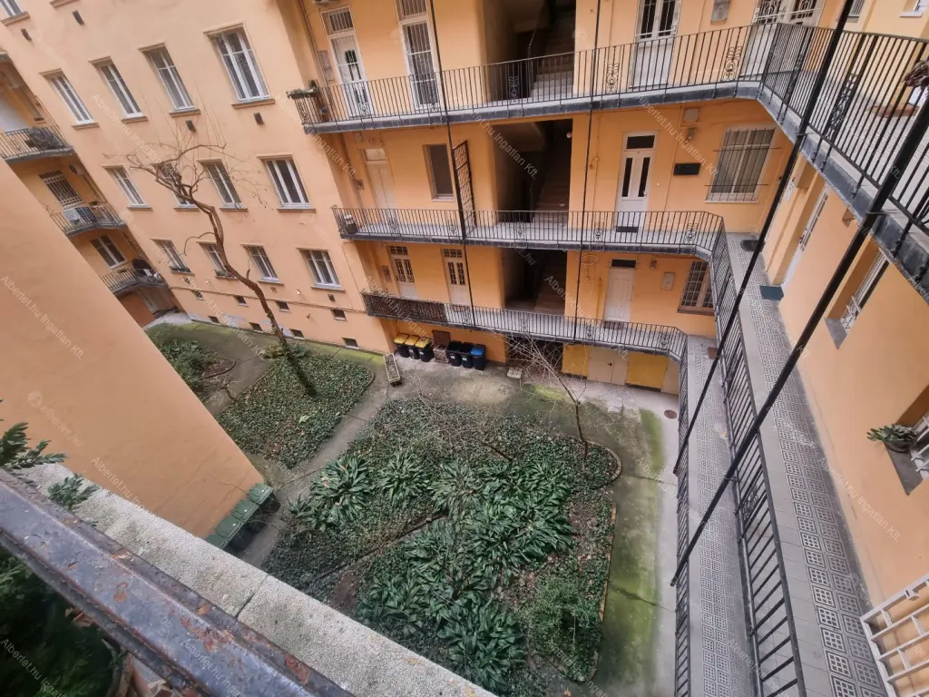 Kiadó albérlet 199000 Ft/hó áron: Budapest, V. kerület  Balassi Bálint utca. Mérete: 44 nm, 1 szobás | Alberlet.hu - 6652396