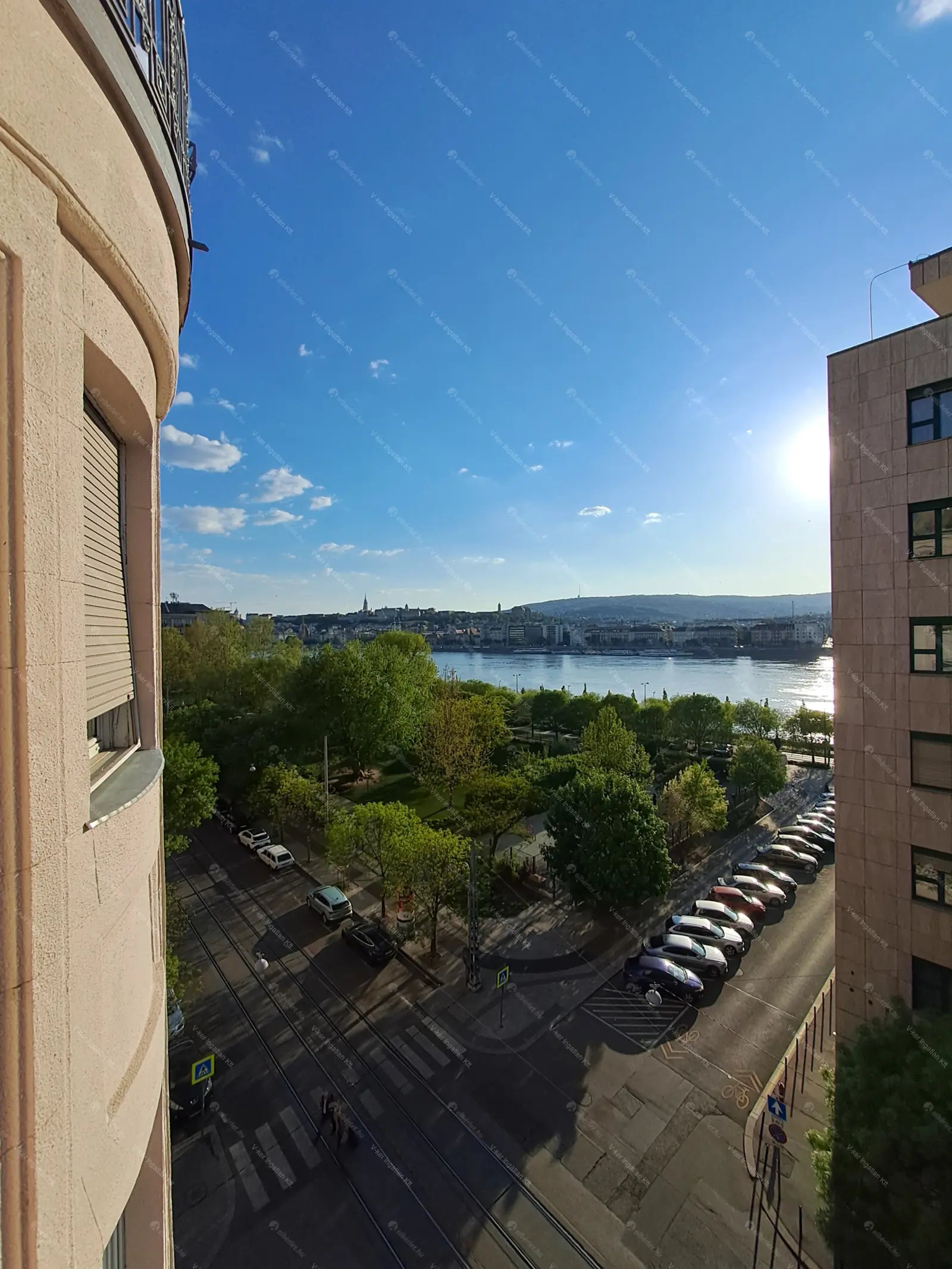 Kiadó albérlet 350000 Ft/hó áron: Budapest, V. kerület  Balassi Bálint utca. Mérete: 77 nm, 2 szobás | Alberlet.hu - 6705324