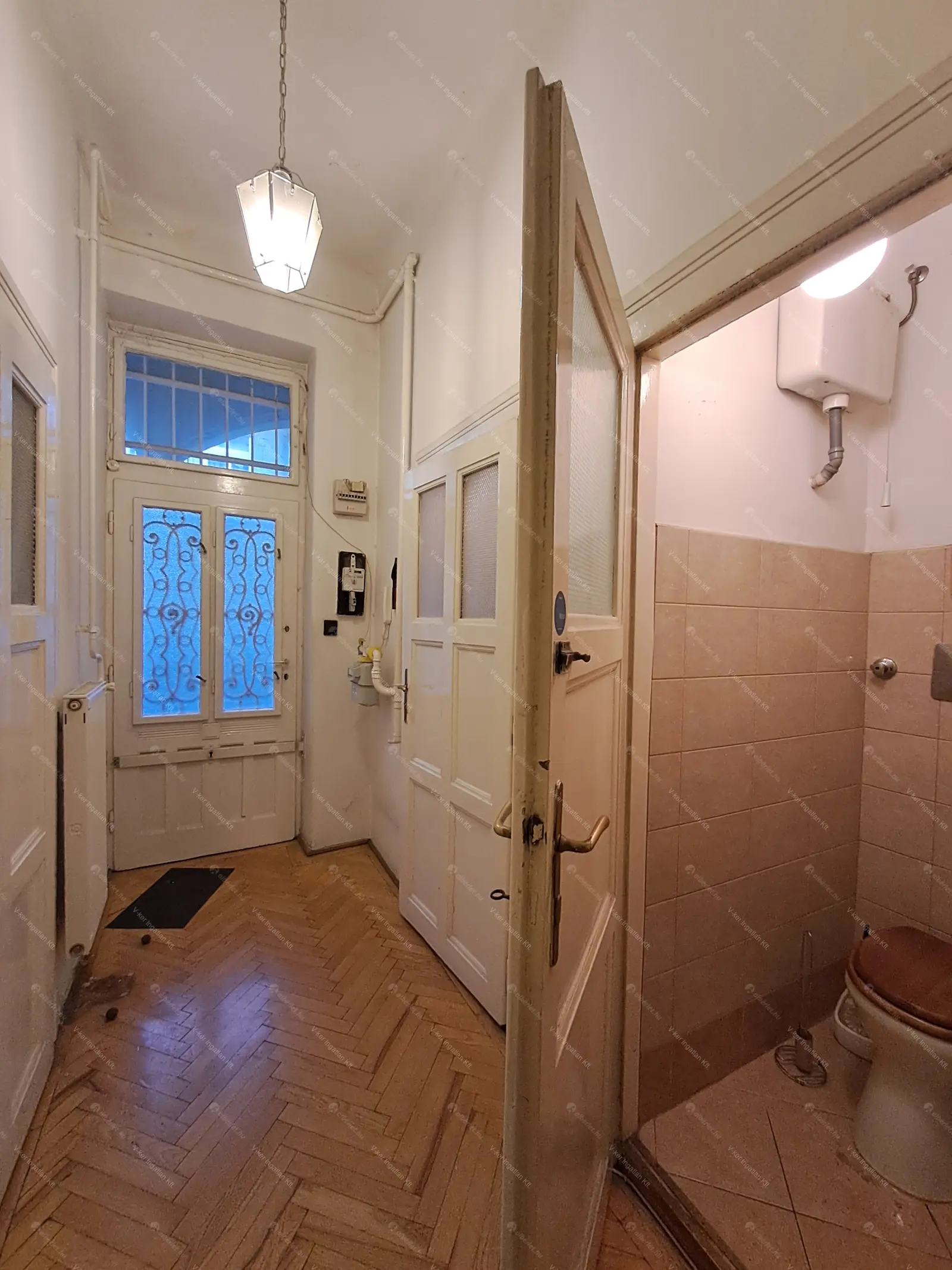 Kiadó albérlet 350000 Ft/hó áron: Budapest, V. kerület  Balassi Bálint utca. Mérete: 77 nm, 2 szobás | Alberlet.hu - 6705327