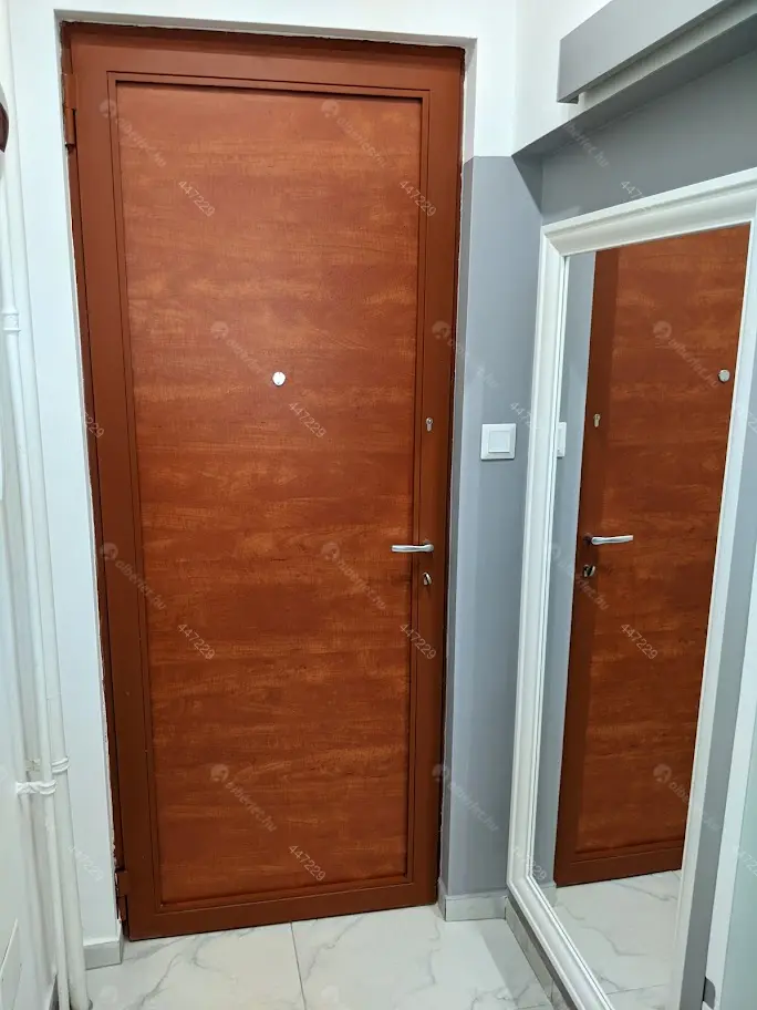 Kiadó albérlet 250000 Ft/hó áron: Budapest, V. kerület  Balaton utca. Mérete: 30 nm, 1 szobás | Alberlet.hu - 5616955