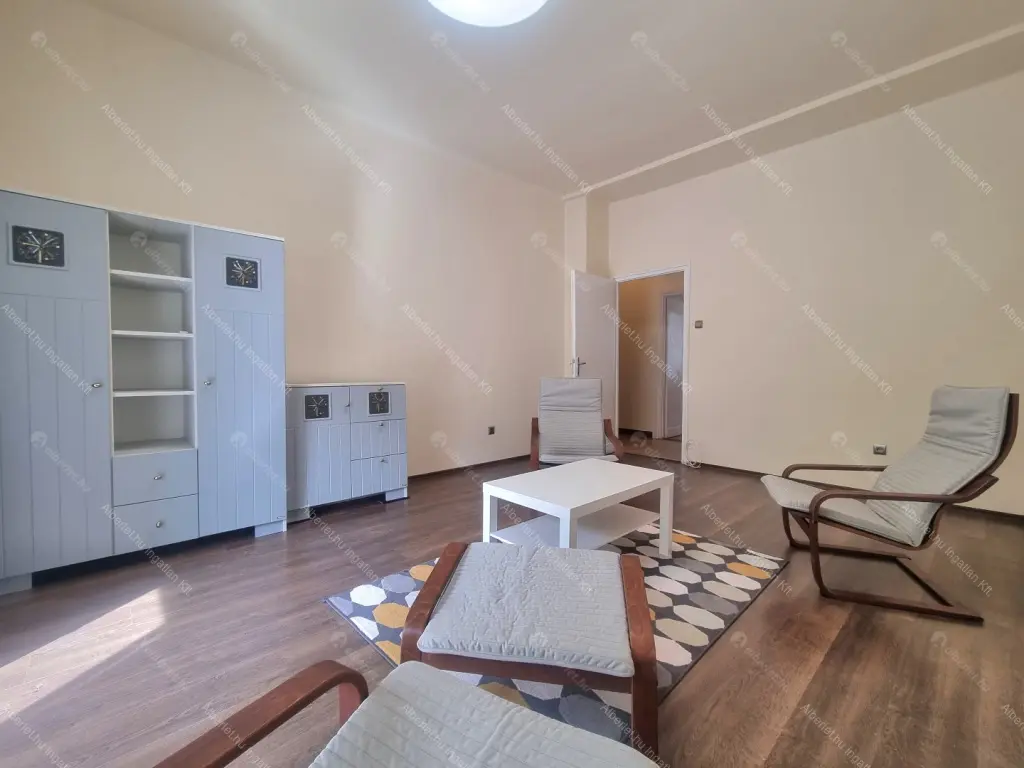 Kiadó albérlet 290000 Ft/hó áron: Budapest, V. kerület  Balaton utca. Mérete: 62 nm, 2 szobás | Alberlet.hu - 6691925