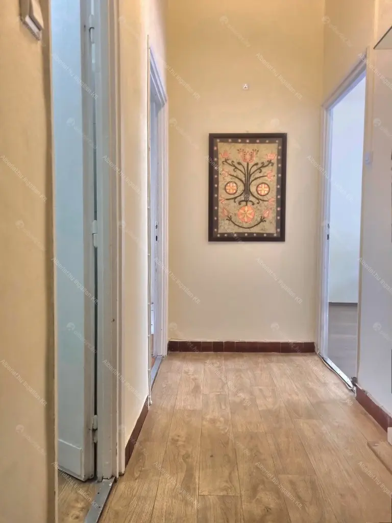 Kiadó albérlet 269000 Ft/hó áron: Budapest, V. kerület  Balaton utca. Mérete: 62 nm, 2 szobás | Alberlet.hu - 6706173