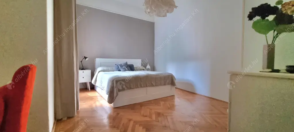 Kiadó albérlet 575000 Ft/hó áron: Budapest, V. kerület  Belgrád rakpart. Mérete: 100 nm, 3 szobás | Alberlet.hu - 6517265