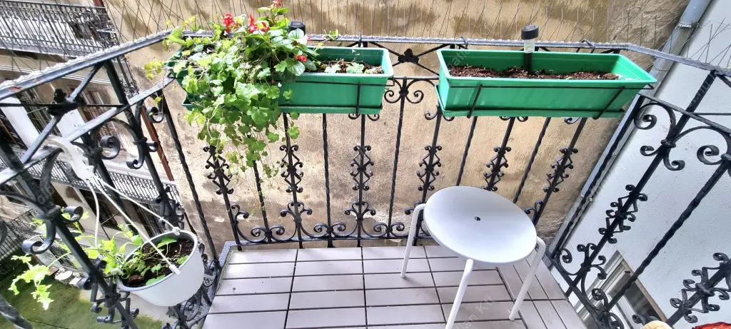 Kiadó albérlet 539000 Ft/hó áron: Budapest, V. kerület  Belgrád rakpart. Mérete: 100 nm, 3 szobás | Alberlet.hu - 6615673