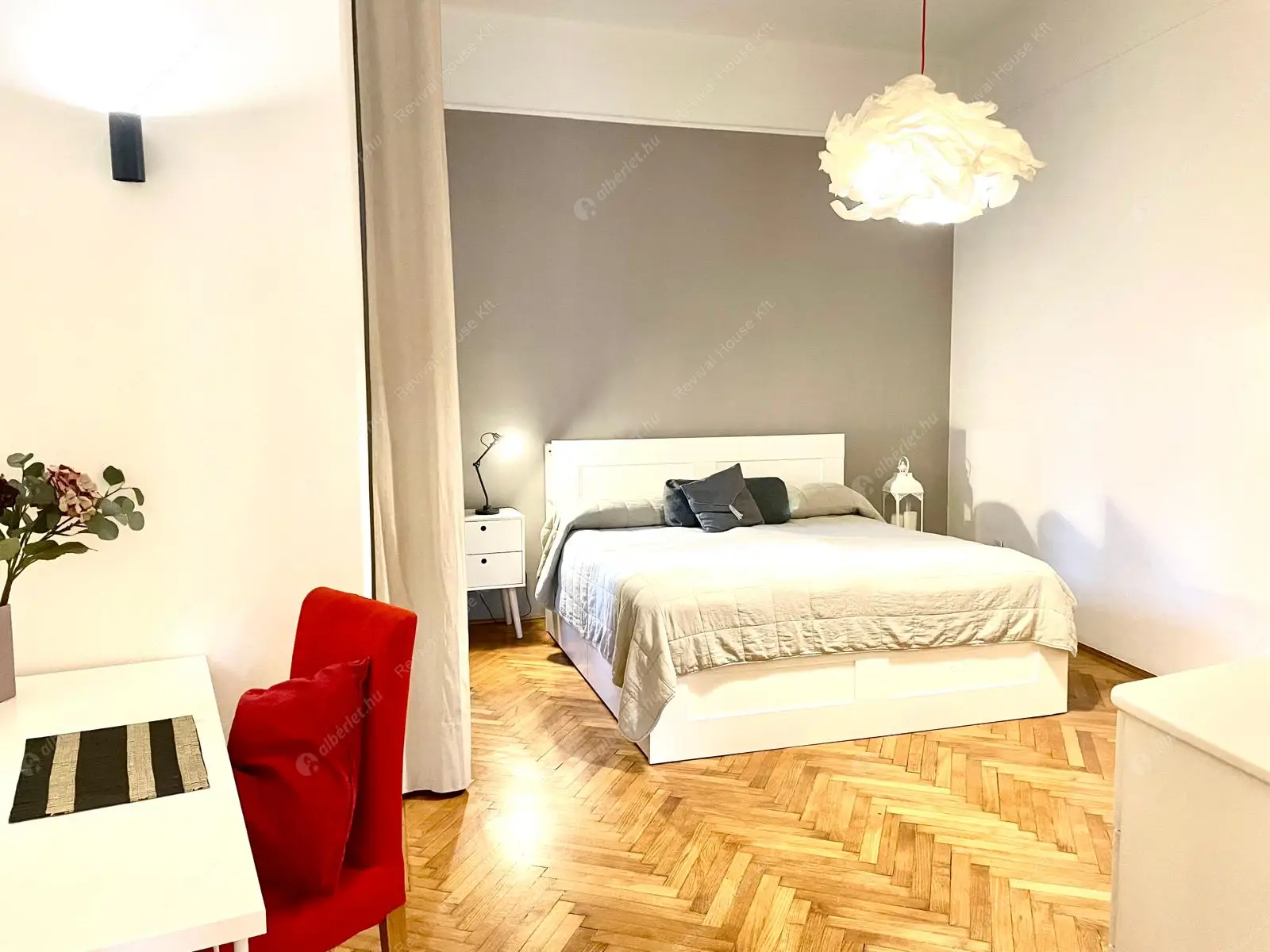 Kiadó albérlet 575000 Ft/hó áron: Budapest, V. kerület  Belgrád rakpart. Mérete: 100 nm, 4 szobás | Alberlet.hu - 6505943