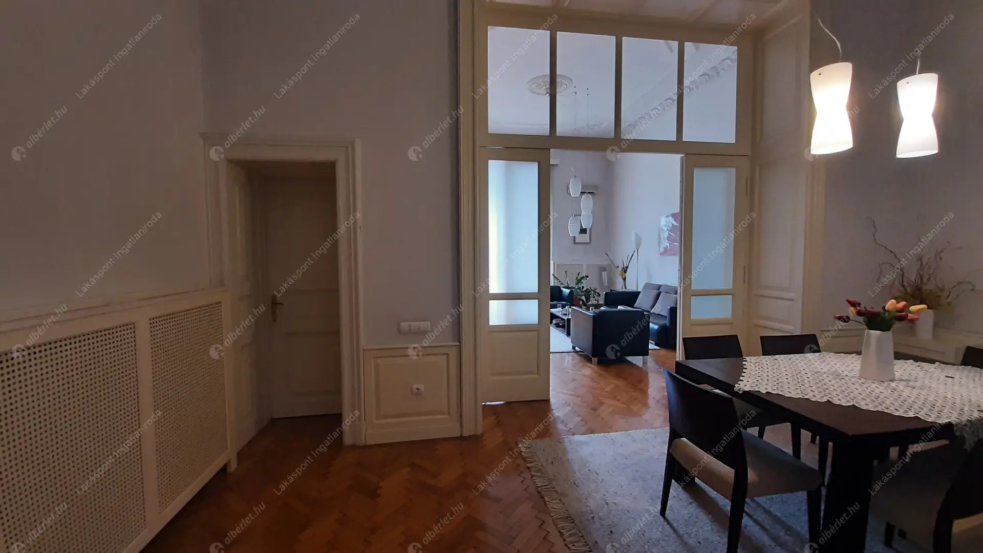 Kiadó albérlet 1150000 Ft/hó áron: Budapest, V. kerület  Belgrád rakpart. Mérete: 165 nm, 3 szobás | Alberlet.hu - 6544158