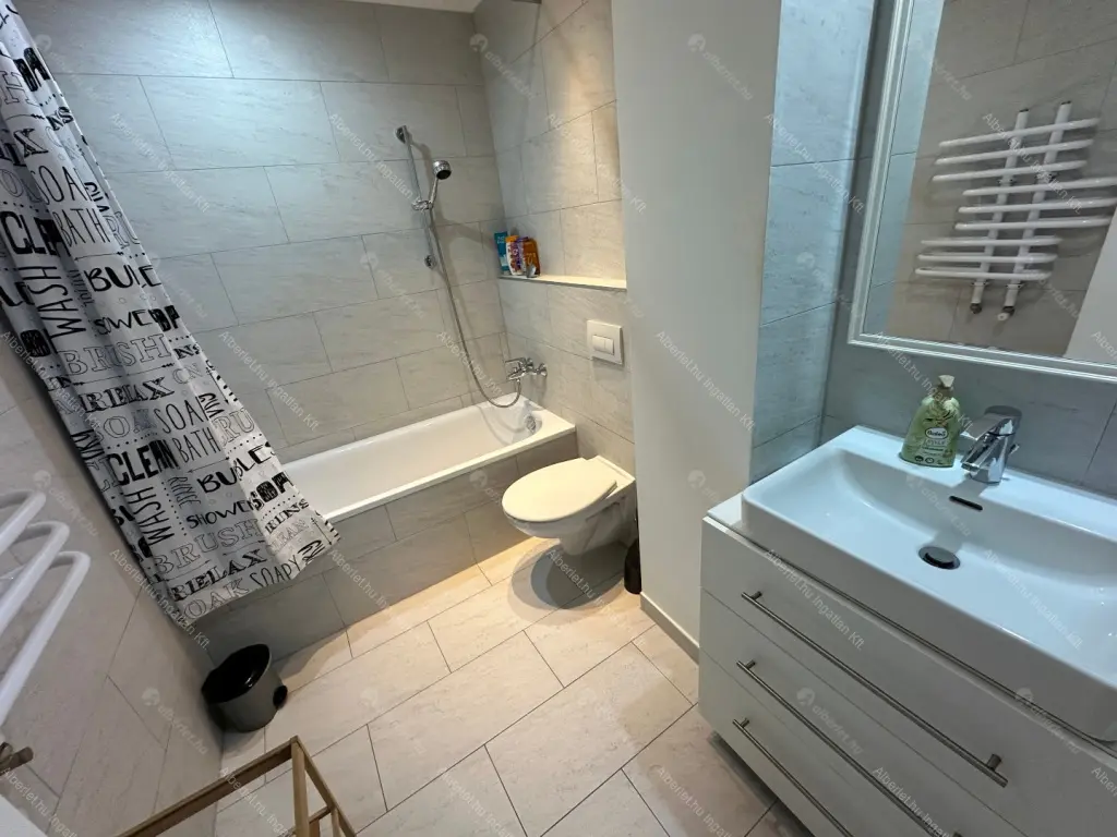 Kiadó albérlet 509000 Ft/hó áron: Budapest, V. kerület  Belgrád rakpart. Mérete: 59 nm, 1 szobás | Alberlet.hu - 6681610