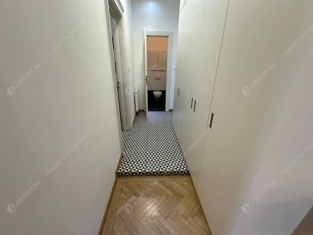 Kiadó albérlet 765000 Ft/hó áron: Budapest, V. kerület  Belgrád rakpart. Mérete: 83 nm, 2 szobás | Alberlet.hu - 6614891