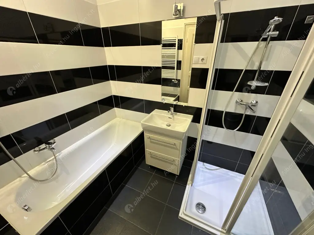 Kiadó albérlet 765000 Ft/hó áron: Budapest, V. kerület  Belgrád rakpart. Mérete: 83 nm, 2 szobás | Alberlet.hu - 6614892