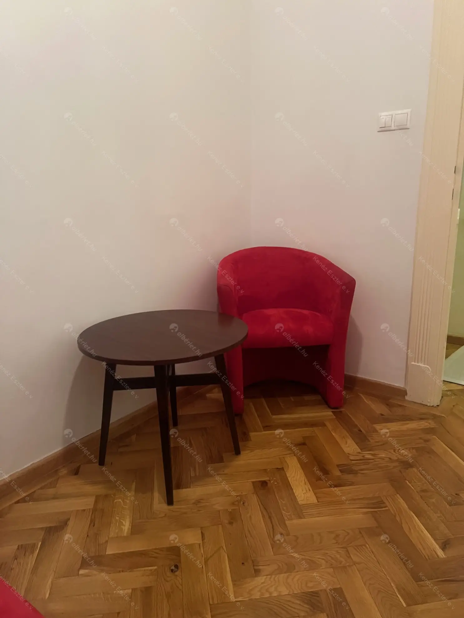 Kiadó albérlet 458000 Ft/hó áron: Budapest, V. kerület  Belgrád rakpart. Mérete: 86 nm, 2 szobás | Alberlet.hu - 6592124