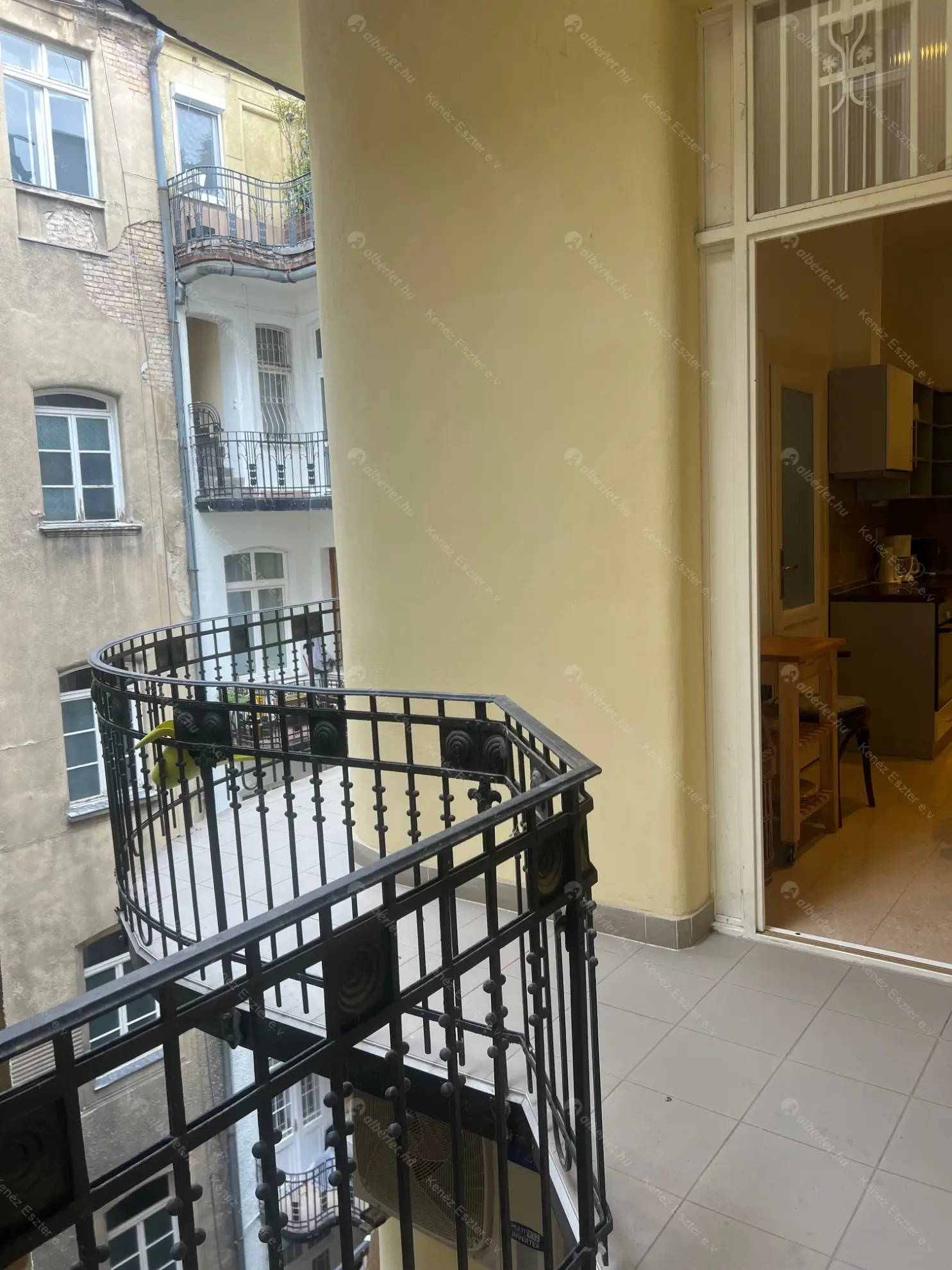 Kiadó albérlet 458000 Ft/hó áron: Budapest, V. kerület  Belgrád rakpart. Mérete: 86 nm, 2 szobás | Alberlet.hu - 6592128