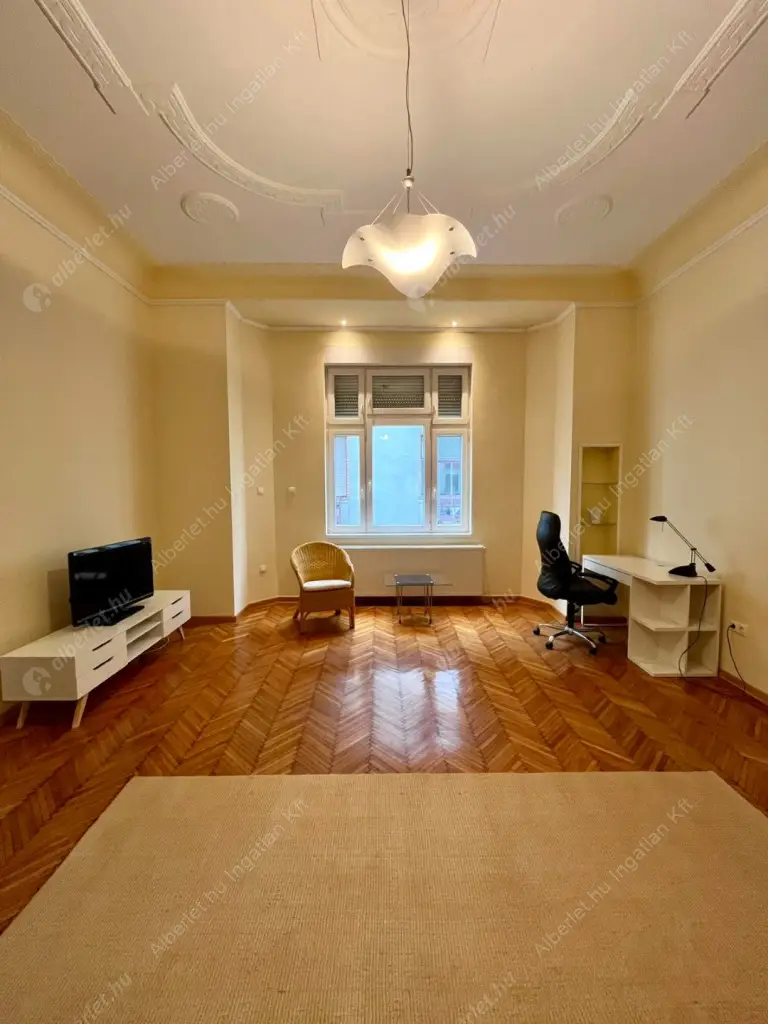 Kiadó albérlet 386000 Ft/hó áron: Budapest, V. kerület  Belgrád rakpart. Mérete: 86 nm, 2 szobás | Alberlet.hu - 6629454