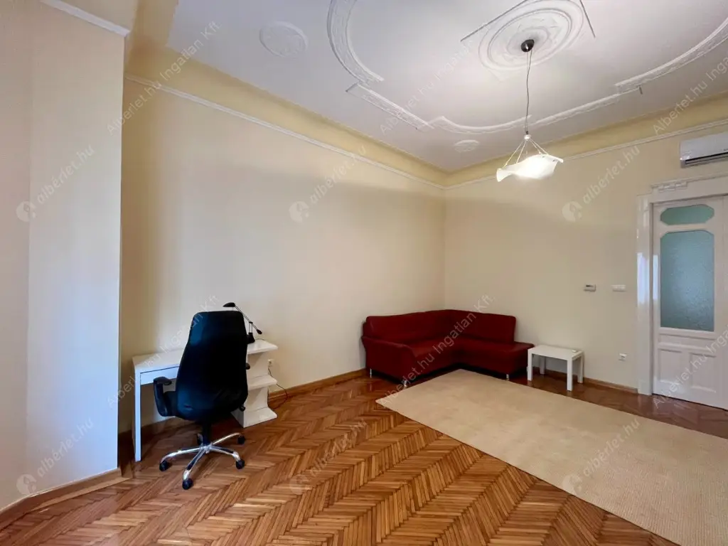 Kiadó albérlet 386000 Ft/hó áron: Budapest, V. kerület  Belgrád rakpart. Mérete: 86 nm, 2 szobás | Alberlet.hu - 6629455