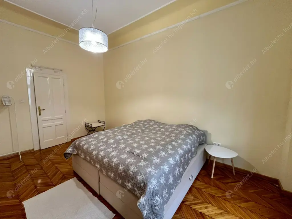 Kiadó albérlet 386000 Ft/hó áron: Budapest, V. kerület  Belgrád rakpart. Mérete: 86 nm, 2 szobás | Alberlet.hu - 6637525