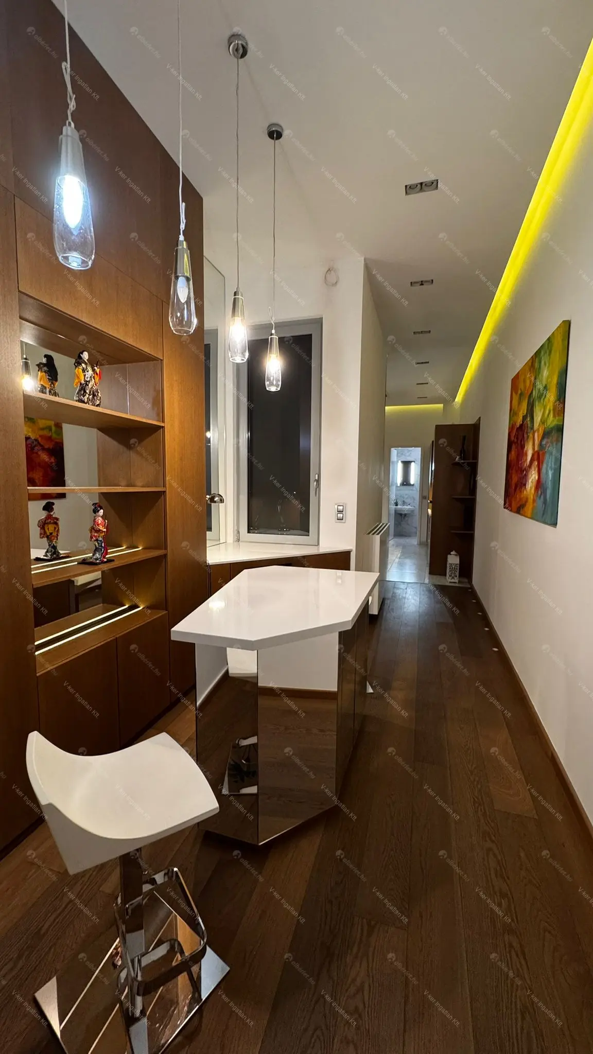 Kiadó albérlet 620000 Ft/hó áron: Budapest, V. kerület  Belgrád rakpart. Mérete: 88 nm, 2 szobás | Alberlet.hu - 6709246