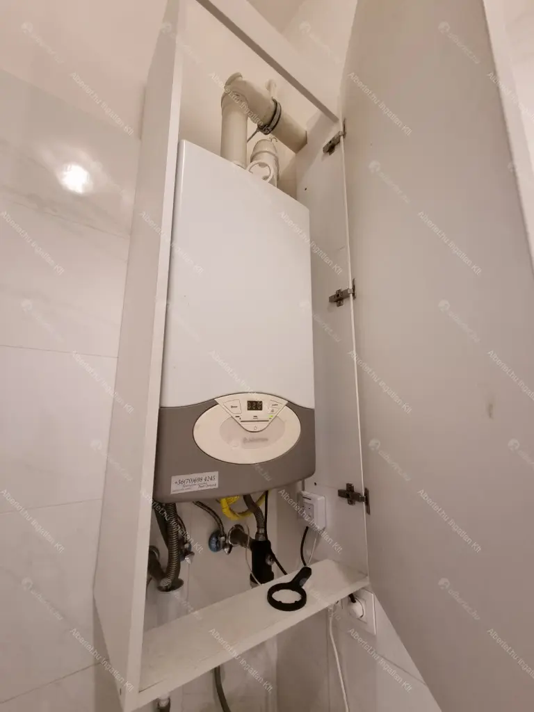 Kiadó albérlet 500000 Ft/hó áron: Budapest, V. kerület  Belgrád rakpart. Mérete: 90 nm, 3 szobás | Alberlet.hu - 6675131