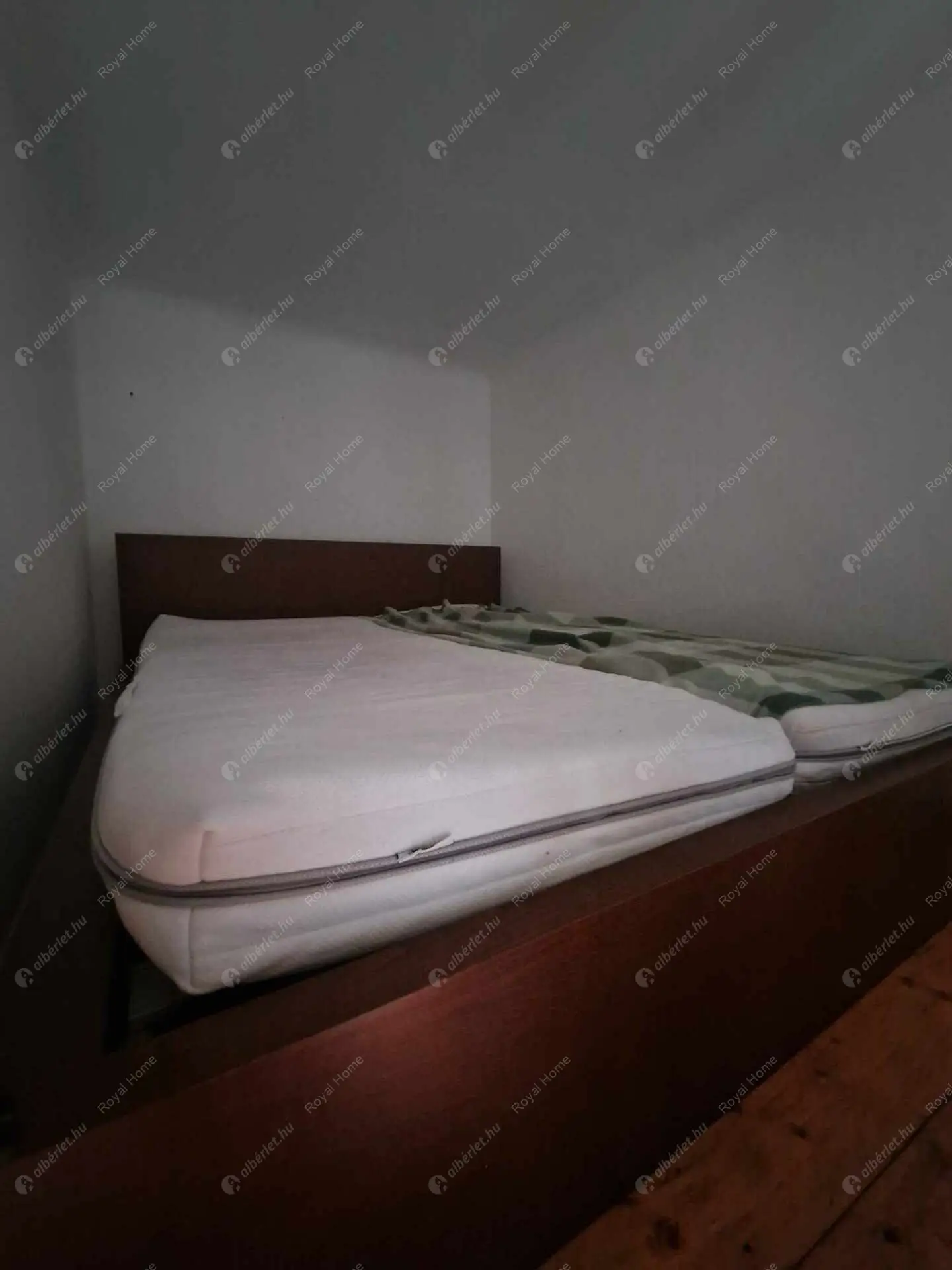 Kiadó albérlet 180000 Ft/hó áron: Budapest, V. kerület  Bihari János utca. Mérete: 34 nm, 2 szobás | Alberlet.hu - 6044857