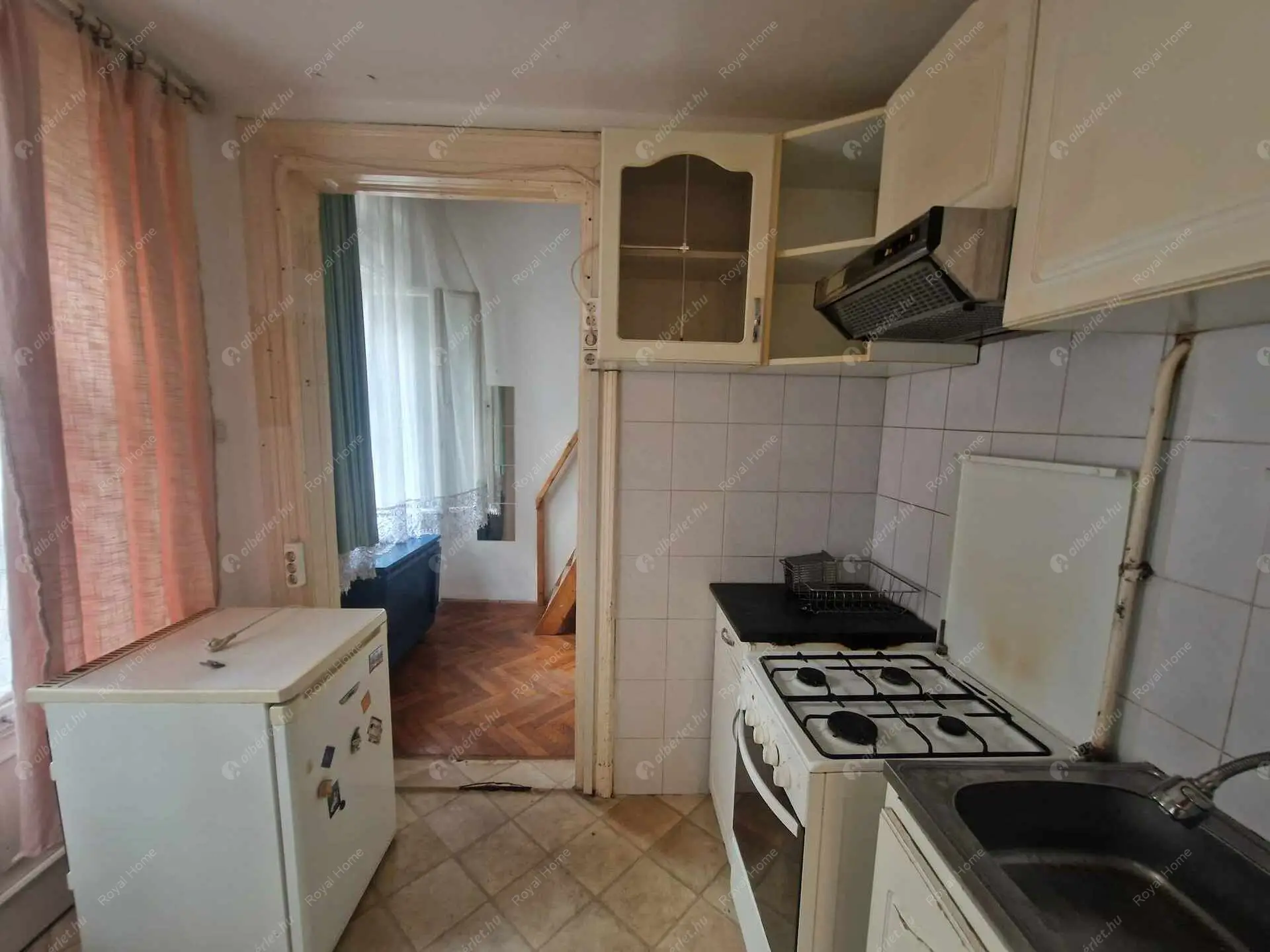 Kiadó albérlet 180000 Ft/hó áron: Budapest, V. kerület  Bihari János utca. Mérete: 34 nm, 2 szobás | Alberlet.hu - 6044881