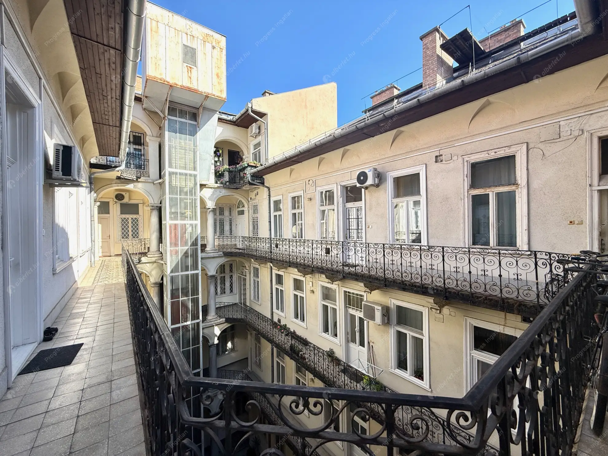 Kiadó albérlet 295000 Ft/hó áron: Budapest, V. kerület  Bihari János utca. Mérete: 40 nm, 2 szobás | Alberlet.hu - 6562103